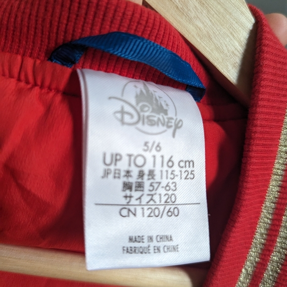 EUC Disney Captain Marvel Bomber Jacket Size   5/6 Kids - Picture 7 of 9
